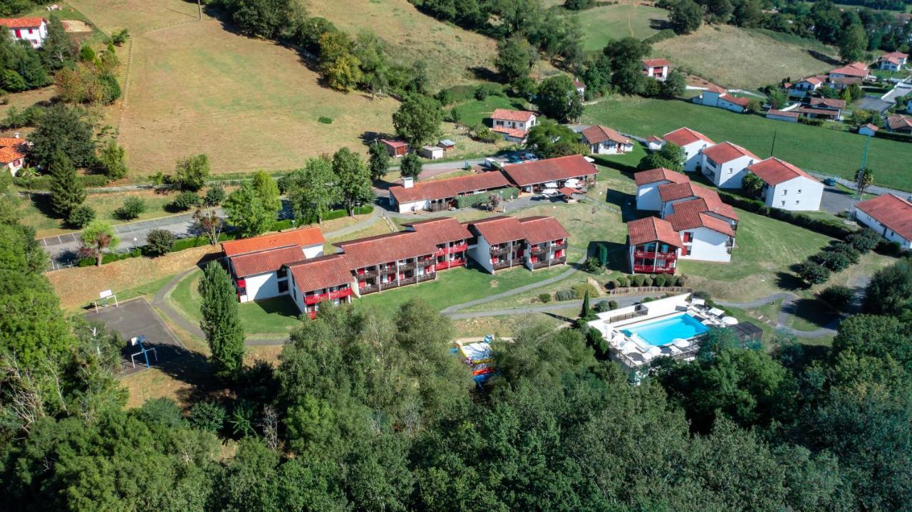 Hotel Vvf Pays Basque Saint-Étienne-de-Baigorry Exteriér fotografie